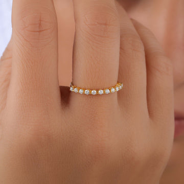 Round Moissanite Shared Prong Semi-Eternity Wedding Ring