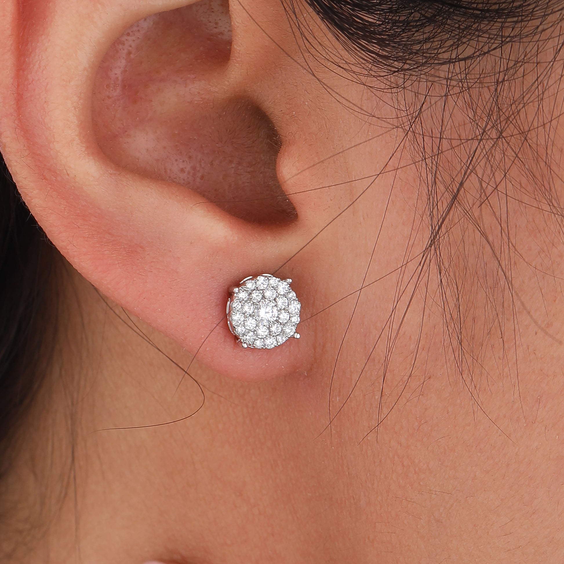 Round Lab grown diamond Stud Earrings