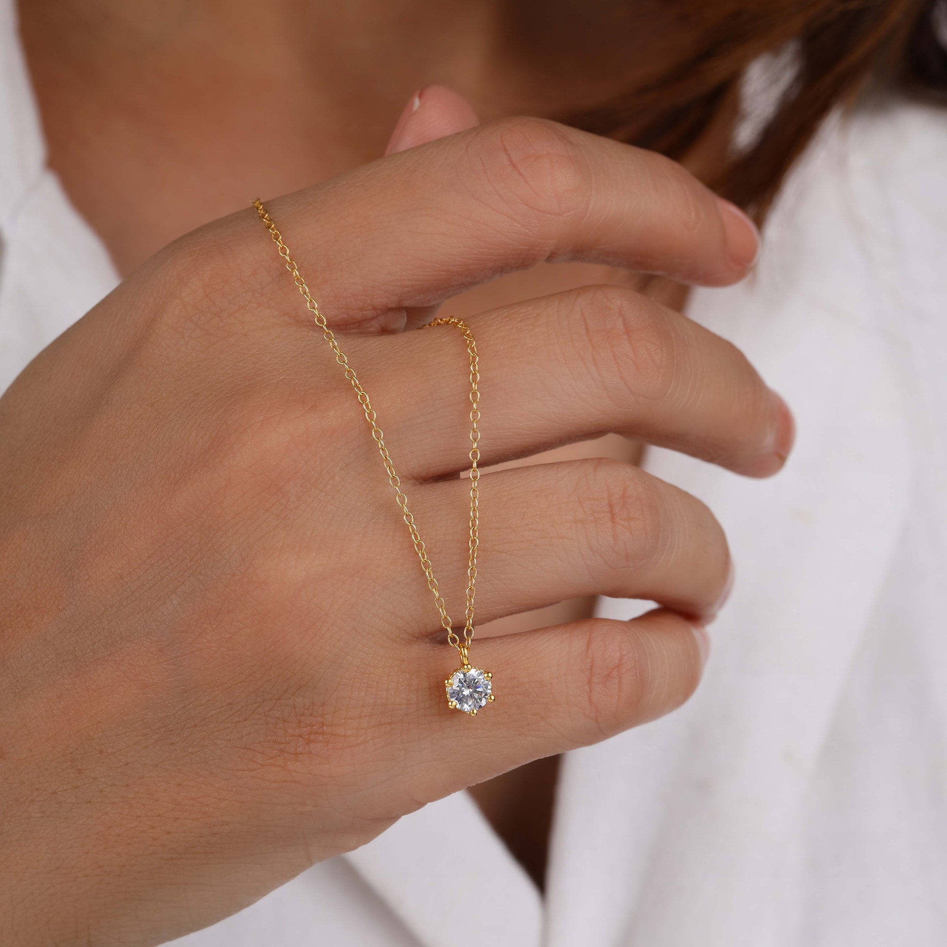 1 carat Round Cut Diamond Necklace