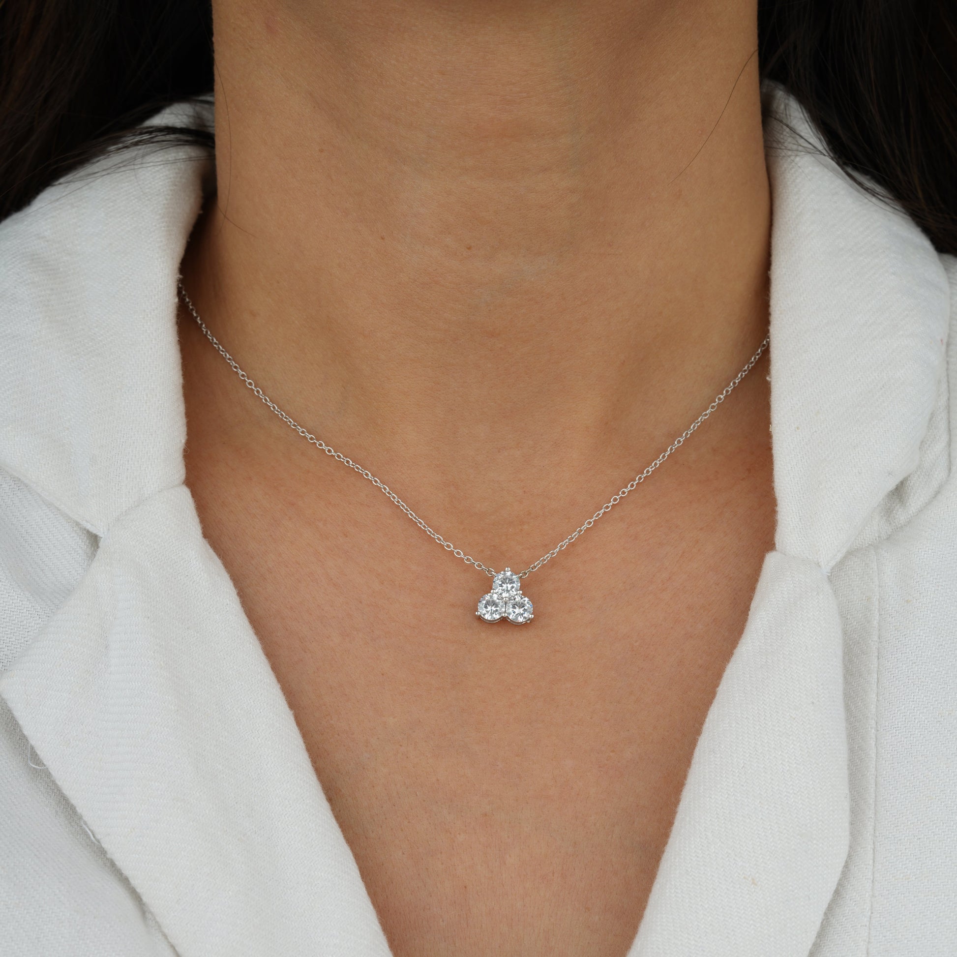 three stone diamond pedant necklace